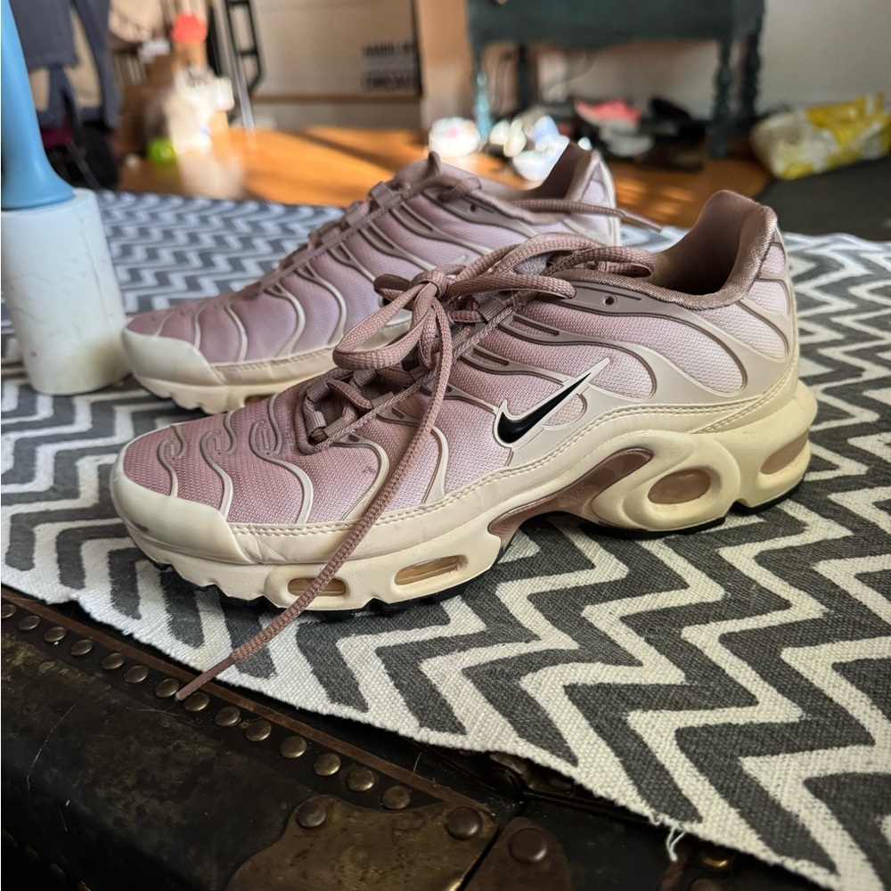 Nike Women's air max plus
